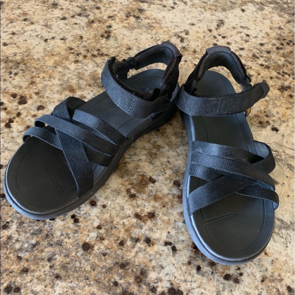 Teva Black Sanborn Women’s Sandals 8